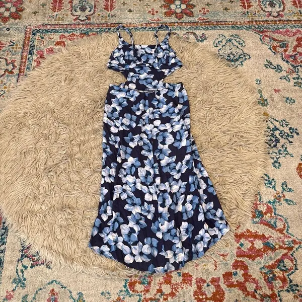 Reformation floral cut out high low dress size 4 - Image 4