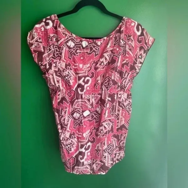 CLEARANCE Calvin Klein Jeans‎ Red Top Blouse Lightweight for Summer Red S Small - Image 2