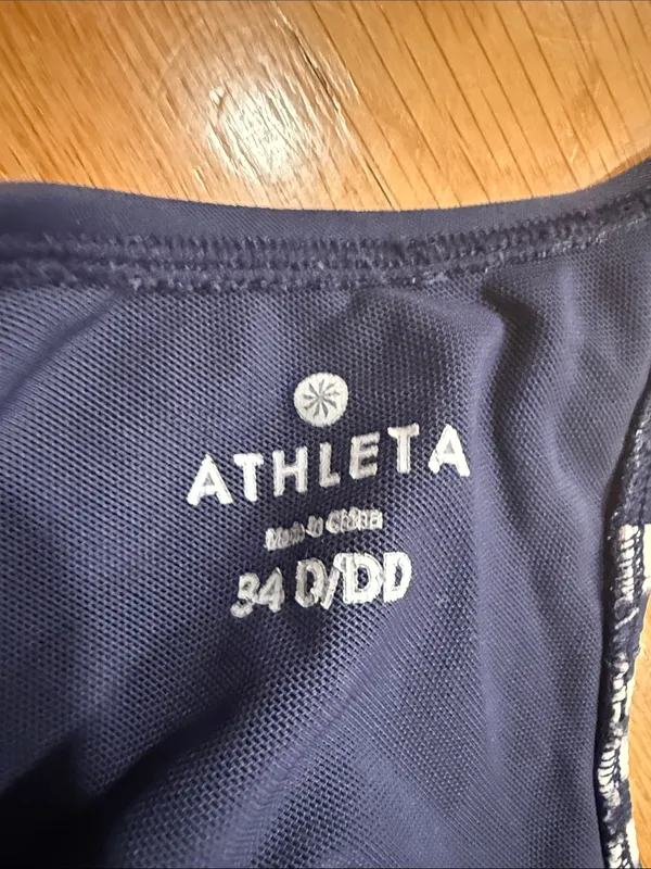 Athleta tye dye tankini top size 34D/DD. Blue - Image 3