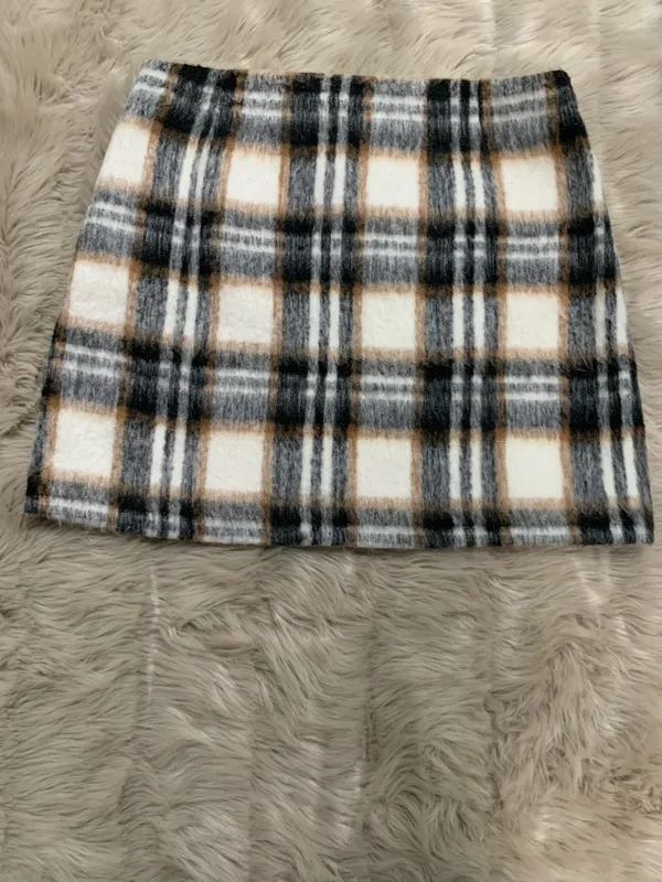 Loft Brushed Plaid Mini Skirt Size 12 - Image 4