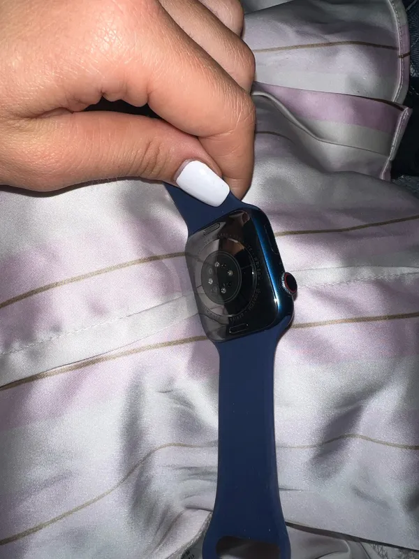 Apple Watch Series 6 44mm GPS + Cellular Blue Aluminum Case Deep Navy 32GB - Image 2