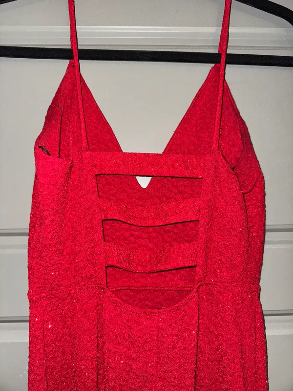 Red Sparkly Formal Dress - Image 4