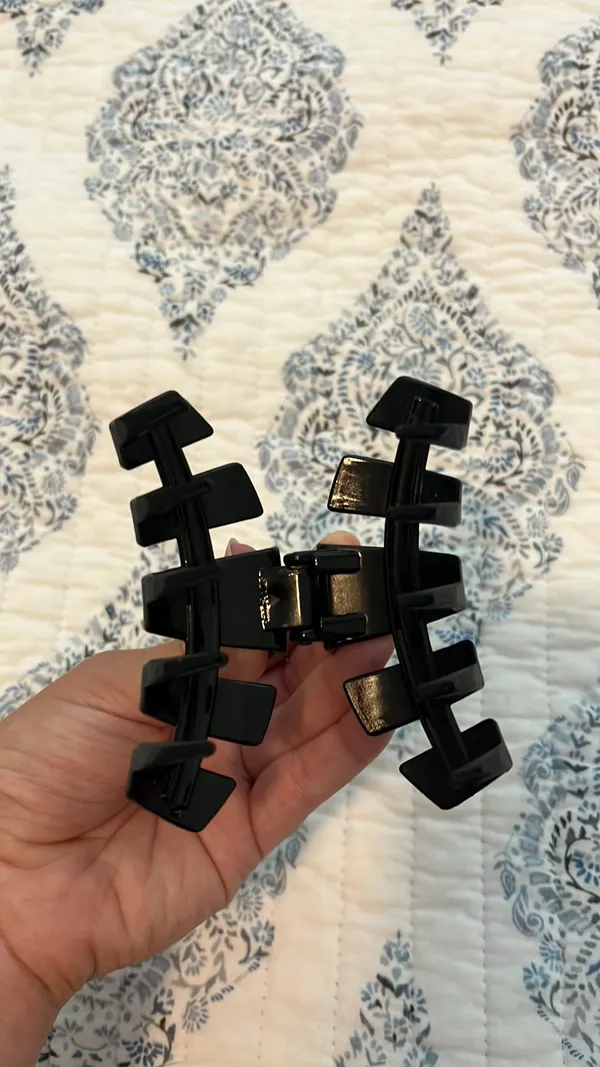 Black Teleties Claw Clip - Image 2