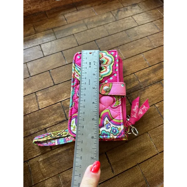Vera Bradley Pink Paisley Quilted Smartphone Wristlet Wallet Floral‎ Acc EUC - Image 5