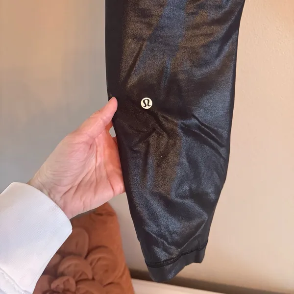 LULULEMON Wunder Train High-Rise‎ Tight 25" - Image 6