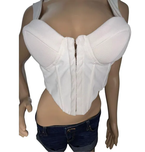 Princess Polly White Corset Style Cropped Tank With Front Clasps - Image 2