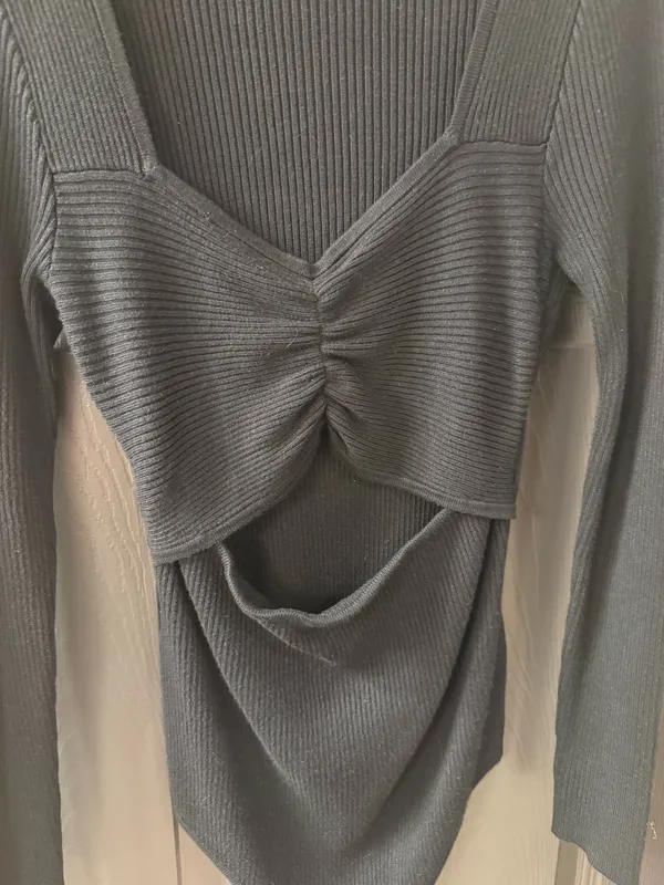 Abercrombie Black ribbed long sleeve sweater Bodysuit L - Image 4