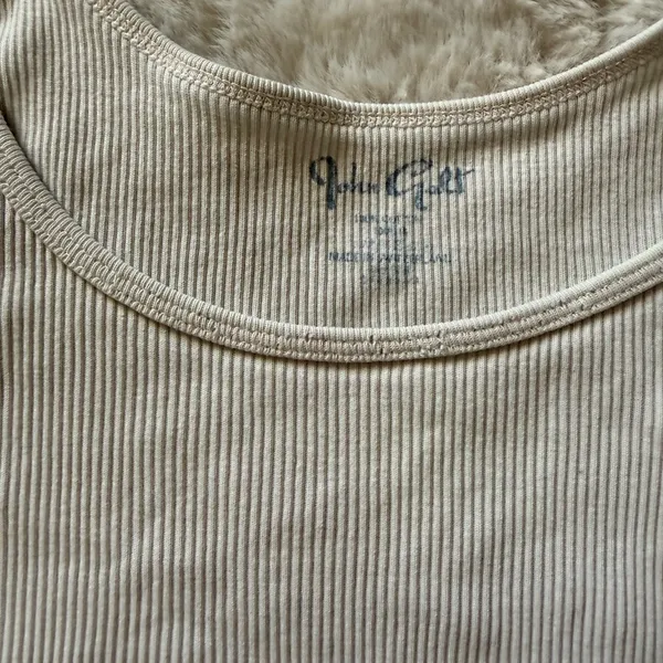 Brandy Melville John Galt ribbed Sheena tank top - Image 3