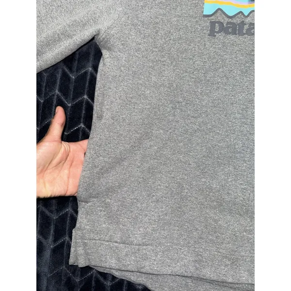 Patagonia Women's Pastel P-6 Logo Uprisal Hoody Size Large - Image 2