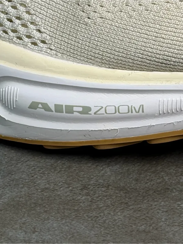 Nike Air Zoom Pegasus 41 Women's Running Shoes Light Pumice Metallic Gold Size 9 - Image 6