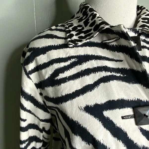 Painted Pony Black White Zebra Print Leopard Cuffs Button Up Stylish Jacket S - Image 4