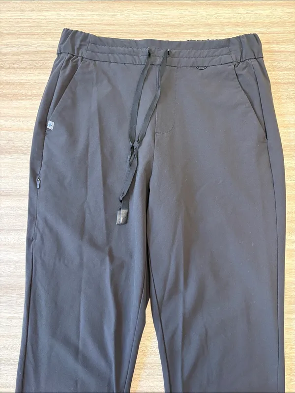 Figs Pro Slim Scrub Pants Women Size Small in Black - Image 3