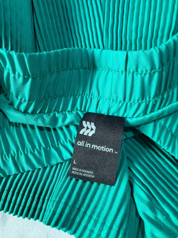Target All in Motion Shorts Green - Image 3