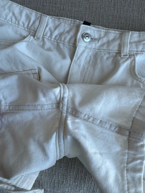 H&M cargo white shorts - Image 4