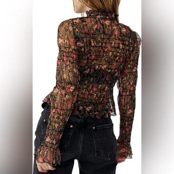 Free people Hello There Smocked Crop Top floral mesh size large - Image 2