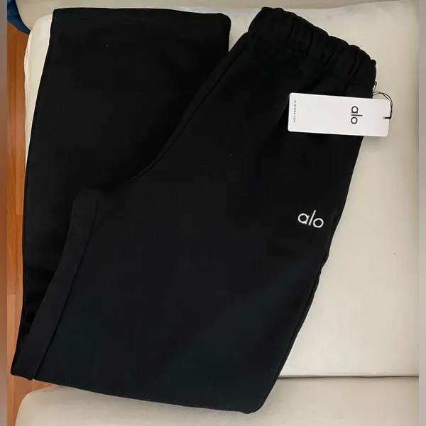 ALO Yoga NWT Accolade Straight Leg Sweatpants Black Size S Oversized - Image 6