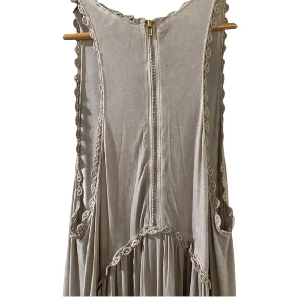 NWOT POL Sleeveless Racerback Babydoll Front Slit Maxi Dress in taupe S - Image 6