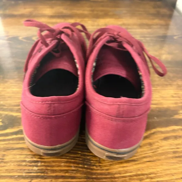 Vans Burgundy Sneakers‎ Size 8 - Image 6