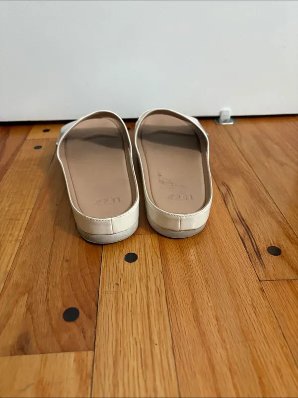 UGG Women’s Cream Slide Sandals with Soft Footbed - Image 3