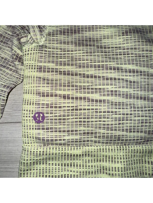 Lululemon Ebb to Street Neon Fitted Long Sleeve Cropped Seamless Shirt size 6 - Image 6
