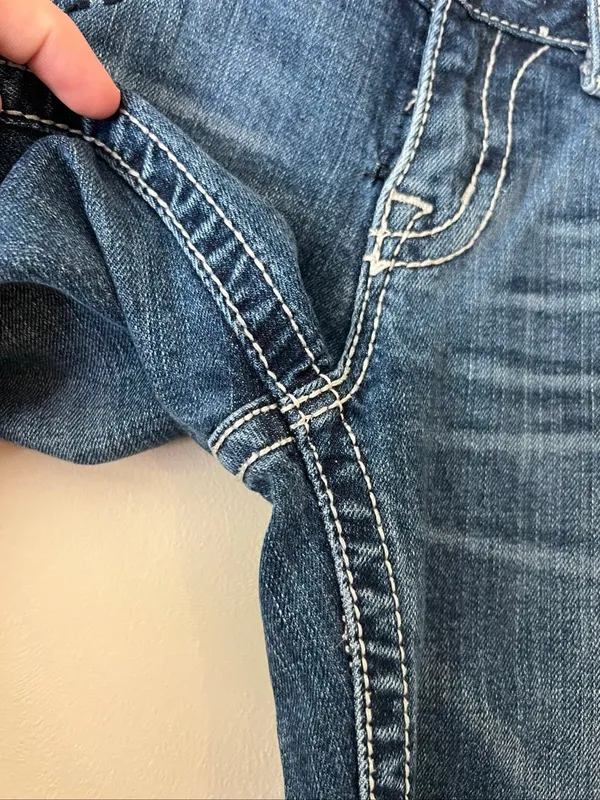 Miss Me Woman’s Jeans Size 28 Bootcut -See Fix By Zipper - Image 5