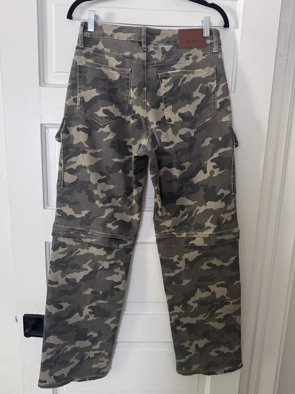 Hidden Jeans Camo Cargo Pants - Image 2