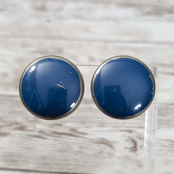 Vintage Clip On Earrings - 1 & 1/8" Blue Large Circle - Paint Chipping - Image 3