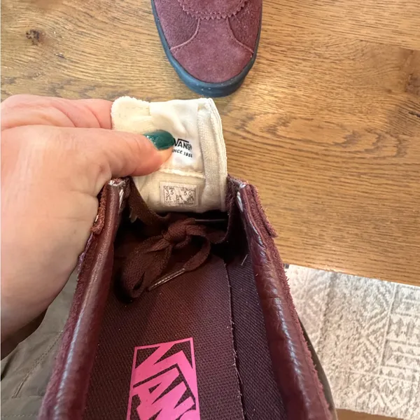 Vans Off The Wall Burgundy Suede Sneakers Pink Stripe Women’s 5 / Men’s - Image 4