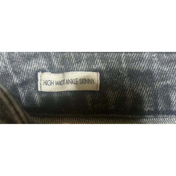 Calvin Klein Jeans High Rise Mom Jeans Womens 32 Gray Distressed Tapered Denim - Image 6
