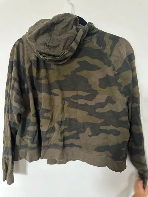 Victoria's Secret PINK Green Camo Lightweight Crop Hoodie Large - Image 3