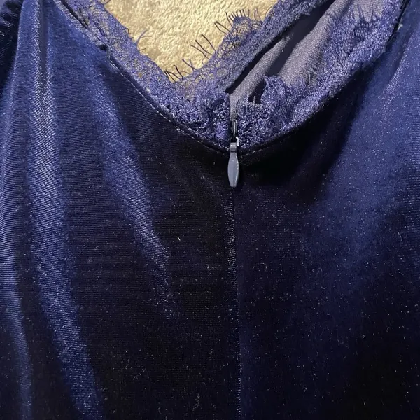 Lulus Dress Womens Small Velvet Velour Navy Blue Lace Babydoll Knee Romantic - Image 5