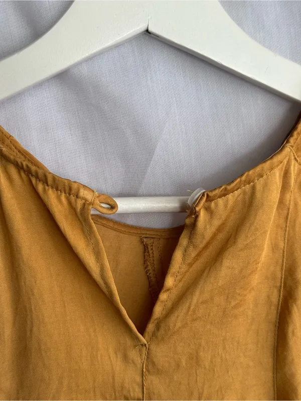 Koch Sleeveless Ruffle Blouse - Image 4