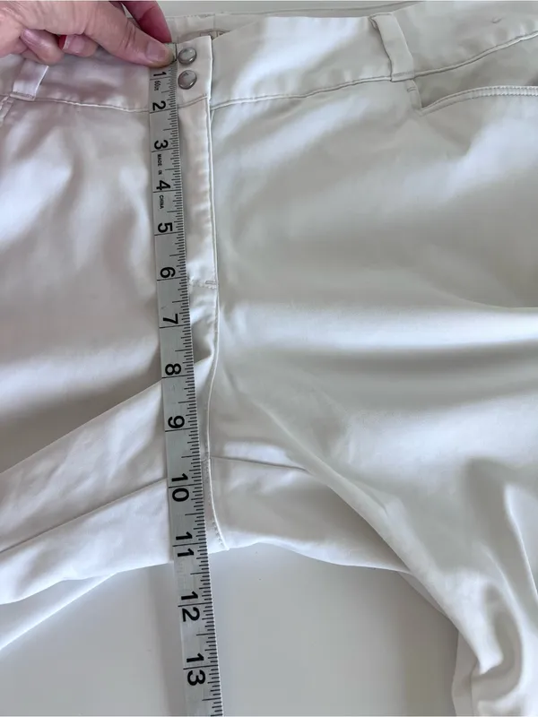 Adidas Women's Essentials Bermuda Golf Shorts White 10 - Image 4