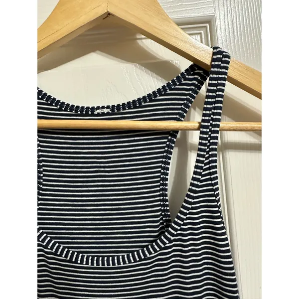 Lululemon Refresh Maxi Dress Hyper Stripe Inkwell‎ size 2 - Image 2