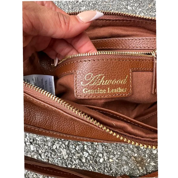 Ashwood Brown Pebbled Leather Crescent Hobo Shoulder Bag Cognac Gold Hardware - Image 4