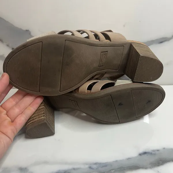 TOMS Women's Beige Block Heel Majorca Woven Sandals Sz 7.5 Minimalist Casual - Image 7