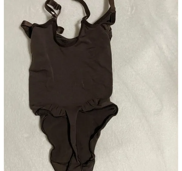 SKIMS Sculpting Thong Bodysuit S - Image 6