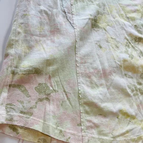 Anthropologie Pilcro Top Camo Yellow Green Ruffle Sleeve V-Neck Large - Image 3