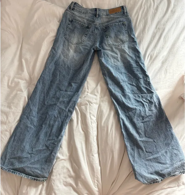 PacSun Low-Rise Baggy Jeans Wide-Leg - Image 2
