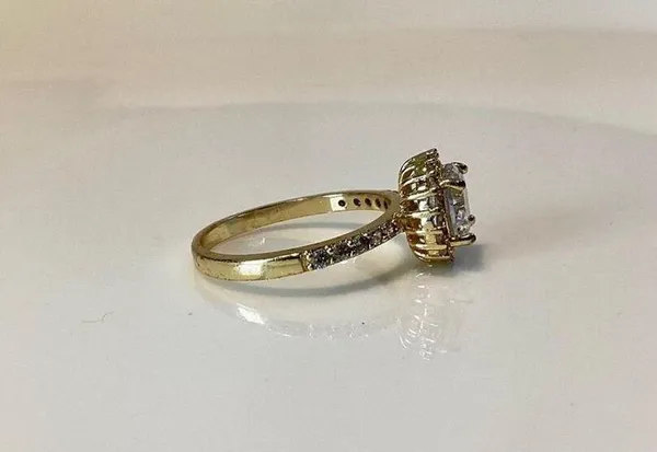 Gold Tone Crystal Ring - Image 3