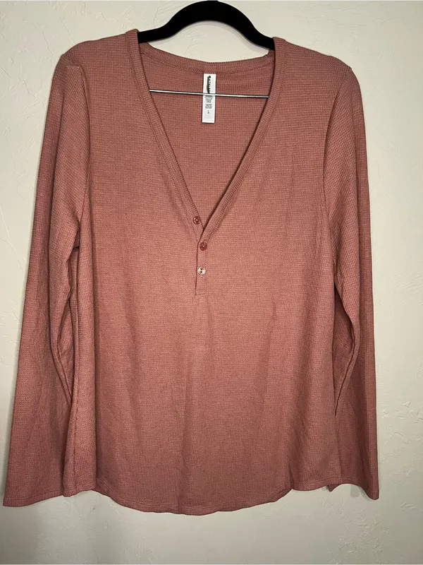 Athleta Wind Down Sleep Thermal Palermo Pink‎ Waffle Knit Henley Lounge Top - Image 2