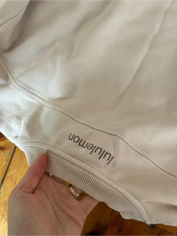 Lululemon Perfectly Oversized Crew
Pink Bliss sweatshirt small - Image 5