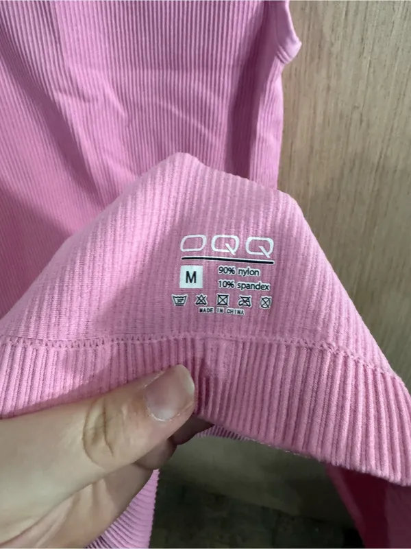 OQQ Sleeveless Ribbed Pink Midi Dress with Side Slit Size Medium - Image 2