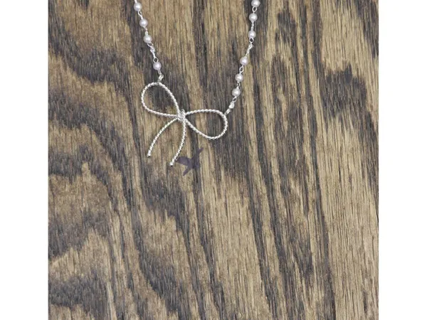 NWT Periwinkle By Barlow Chain Bow Pendant Necklace Silver Gray / White 17" + 3" - Image 5