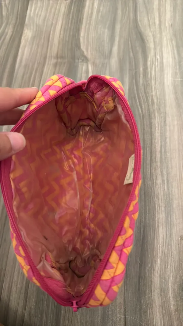 Vera Bradley Makeup Bag - Image 3