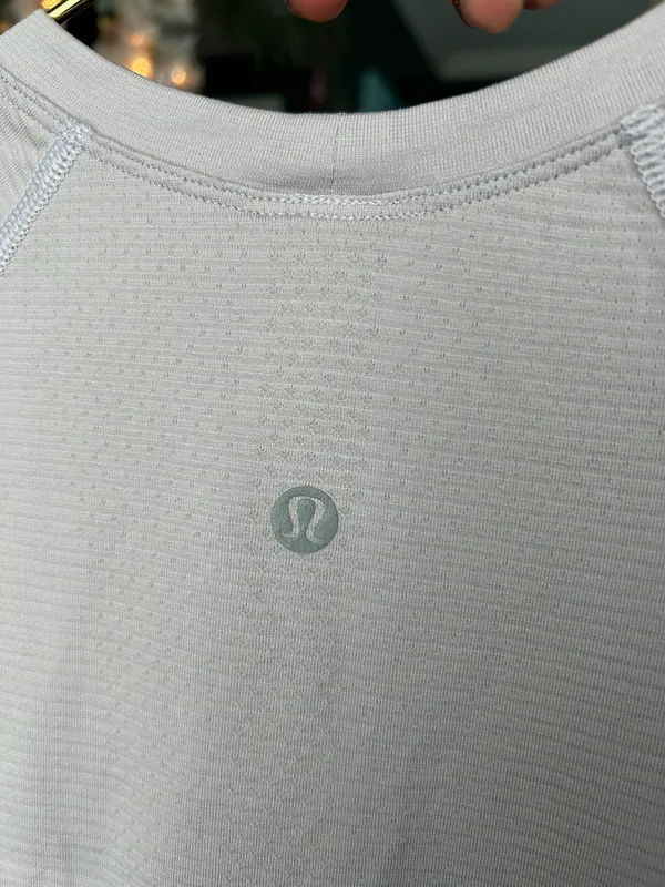 Lululemon Lilac  Swiftly Tech - Image 3