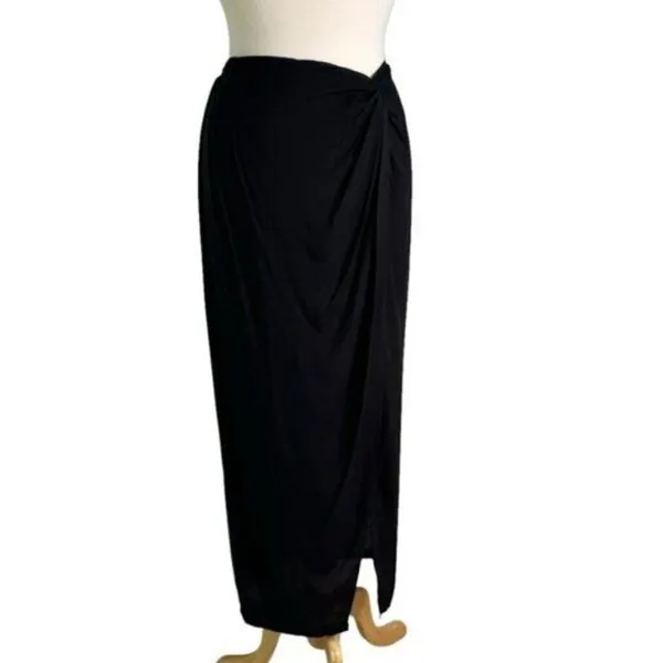 Aqua Swim Womens Black Sarong Beachwear Skirt Cover Up Size M/L NWT - Image 3