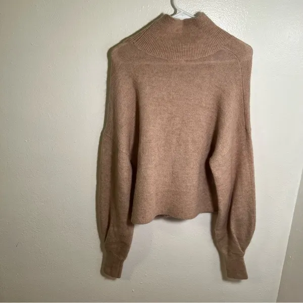 H&M Women's Size 4 Mohair-Blend Polo-Neck Jumper Sweater‎ Light Beige Wool - Image 7