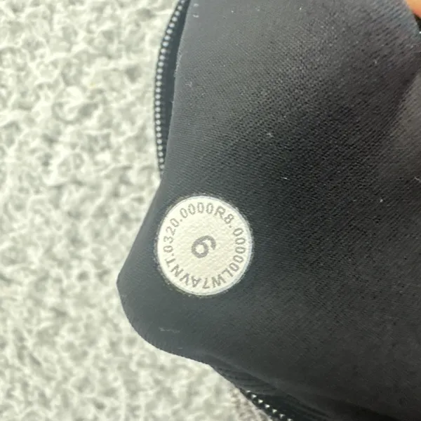Lululemon Speed Up Shorts Mid Rise 4" Gray Athletic Athleisure Women's 6 - Image 5