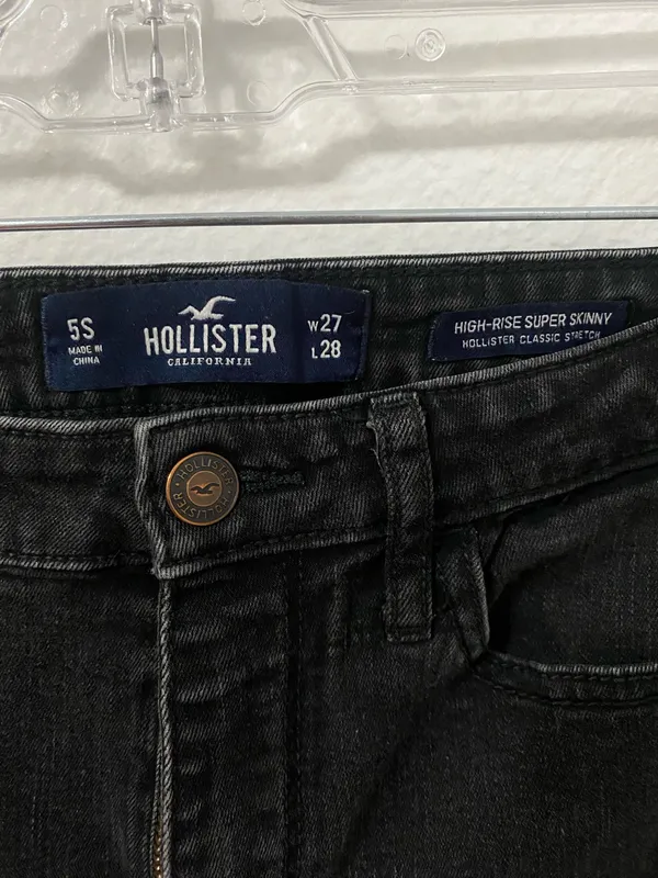 Black Hollister Jeans - Image 3